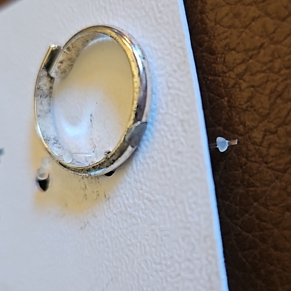 5/$25 WEST & CO Silvertone Bypass Band Ring - Picture 4 of 4